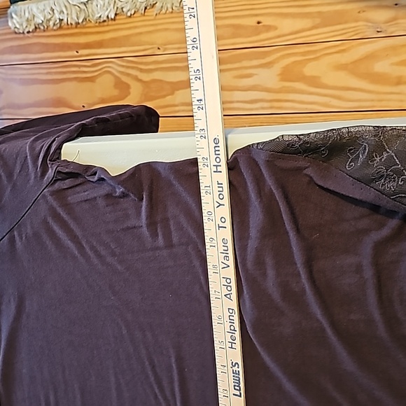 Logo by Lori Goldstein Top - Picture 10 of 14